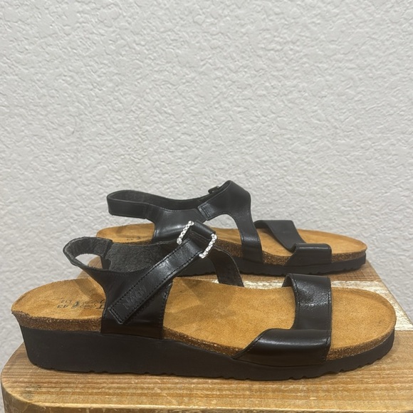 NAOT Pamela Black Leather Sandals Size 12 - Picture 2 of 7